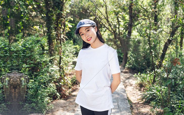 大自然放肆性爱户外野战全裸无套爆操啪